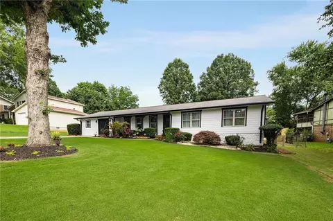 3844 Saddle Ridge Dr, Snellville, GA 30039