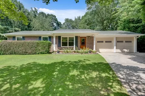 3012 Delcourt Dr, Decatur, GA 30033
