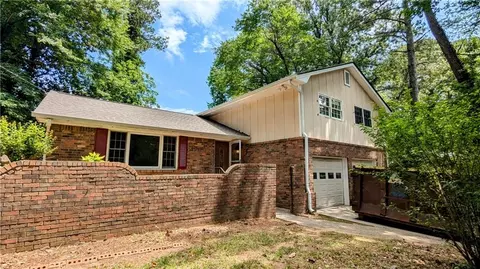 3656 Salem Trl, Lithonia, GA 30038