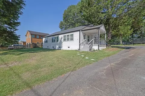 280 Stone Mountain St, Lawrenceville, GA 30046