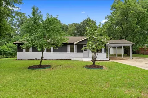 126 Washington St, Mcdonough, GA 30253
