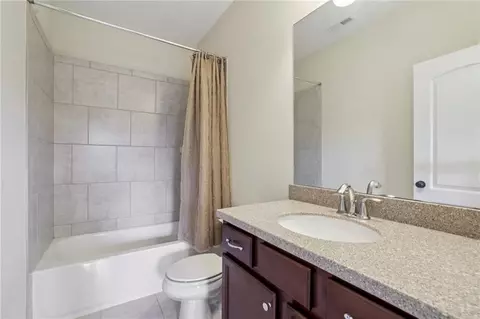 Bath - 6110 Read Rd, Suwanee, GA 30024 photo 7 of 7