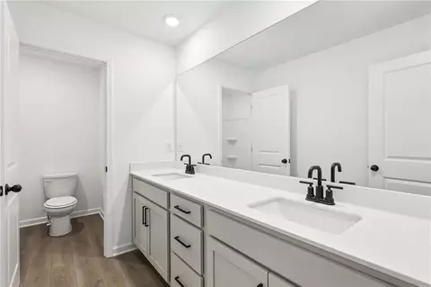 Bath - 416 Silverleaf Trl, Bethlehem, GA 30620 photo 4 of 6
