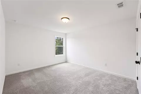 Bedroom - 416 Silverleaf Trl, Bethlehem, GA 30620 photo 5 of 10