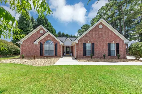 642 Teal Dr, Winder, GA 30680