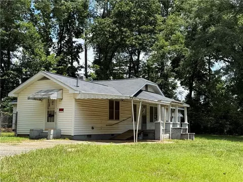 2443 Old Cornelia Hwy, Gainesville, GA 30507