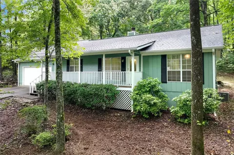 4298 Friar Tuck Ln, Buford, GA 30519
