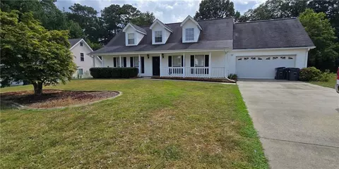 1937 Walden Park Dr, Snellville, GA 30078