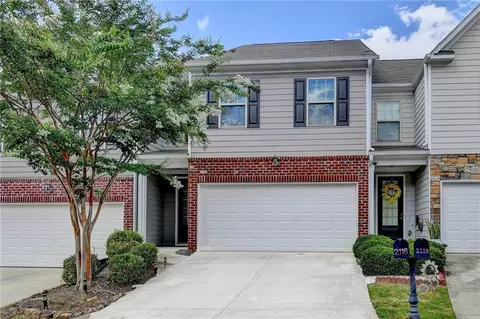 2116 Waterleaf Dr, Buford, GA 30519 photo 2