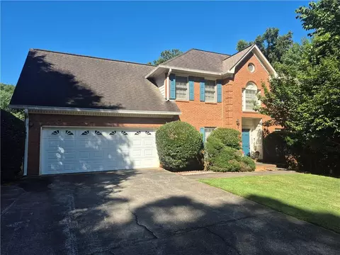 1294 Golf Link Dr, Stone Mountain, GA 30088
