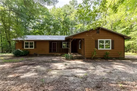 60 Laurie Ln, Covington, GA 30016