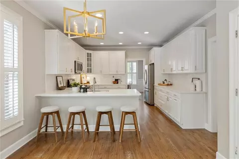 Kitchen - 12892 Waterside Dr, Milton, GA 30004 photo 6 of 8