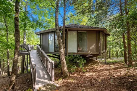 137 Treetop Knoll Dr, Big Canoe, GA 30143
