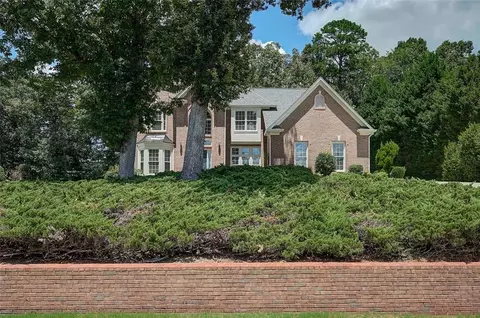1671 Mulberry Lake Dr, Dacula, GA 30019