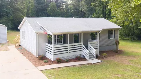 137 Russell Ln, Dallas, GA 30157
