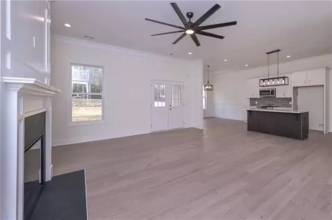 Living - 280 Corinth Five Points Rd, Buchanan, GA 30113 photo 3 of 6