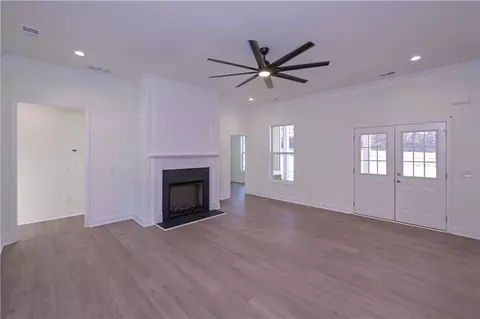 Living - 280 Corinth Five Points Rd, Buchanan, GA 30113 photo 2 of 6
