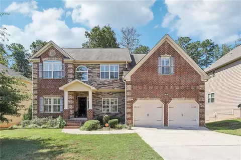 12120 Centerra Dr, Hampton, GA 30228