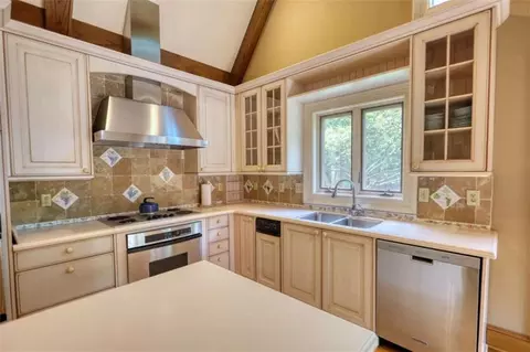 Kitchen - 2325 Ewing Chapel Rd, Dacula, GA 30019 photo 3 of 5