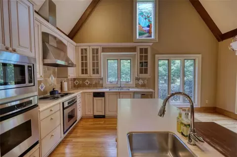 Kitchen - 2325 Ewing Chapel Rd, Dacula, GA 30019 photo 5 of 5