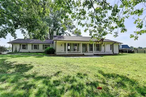 5808 Bowen Bridge Rd, Clermont, GA 30527