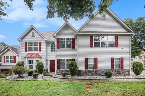 3502 Louella Lake Ct, Snellville, GA 30039