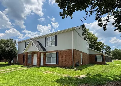 2145 Country Walk Way SE, Conyers, GA 30013
