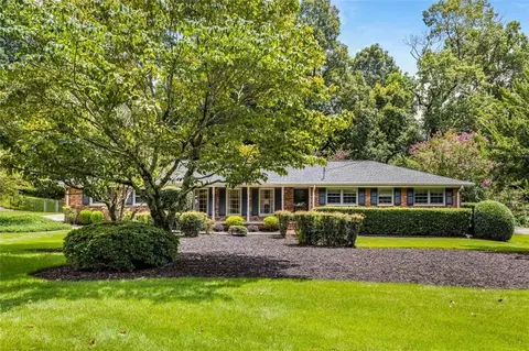 2931 Evans Woods Dr, Atlanta, GA 30340