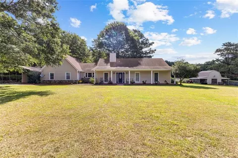 298 Corinth Rd, Jonesboro, GA 30238