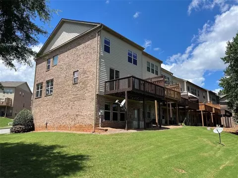 Exterior - 2785 Blakely Dr, Suwanee, GA 30024 photo 2 of 3
