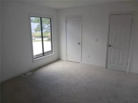 Bedroom - 4 Willowick Dr, Stonecrest, GA 30038 photo 7 of 7
