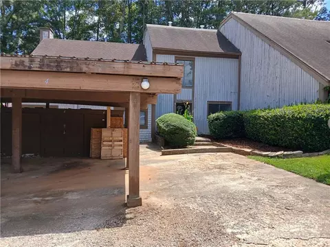 Exterior - 4 Willowick Dr, Stonecrest, GA 30038 photo 2 of 4