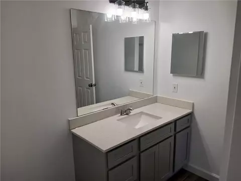 Bath - 4 Willowick Dr, Stonecrest, GA 30038 photo 4 of 10