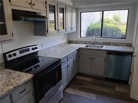 Kitchen - 4 Willowick Dr, Stonecrest, GA 30038 photo 1 of 4