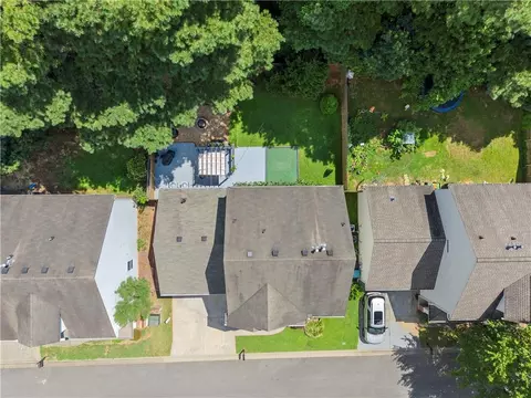 View/Area - 110 Oleander Way, Canton, GA 30114 photo 5 of 6
