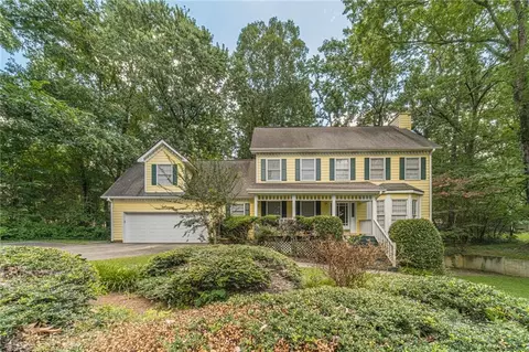 1576 Isham Dr, Lawrenceville, GA 30046