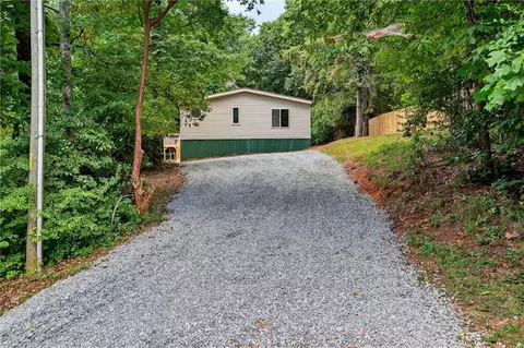 Exterior - 216 Spruce Ln, Cornelia, GA 30531 photo 2 of 4