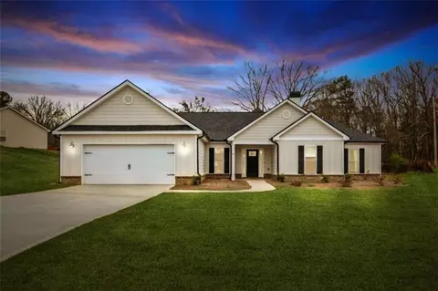 69 Advent Dr, Winder, GA 30680