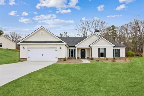 Exterior - 69 Advent Dr, Winder, GA 30680 photo 2 of 9
