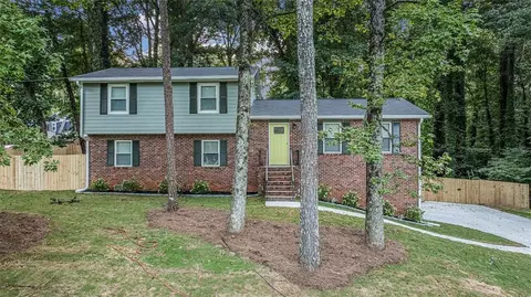 1028 Martin Rd, Stone Mountain, GA 30088