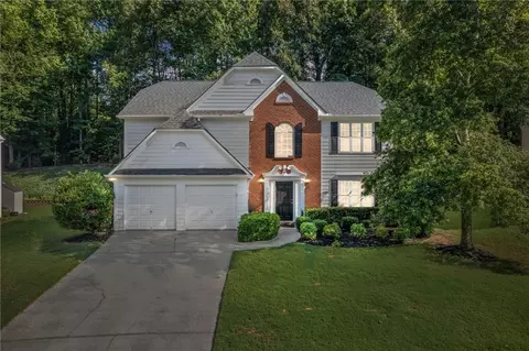 1936 Oakwood Grove Dr, Snellville, GA 30078