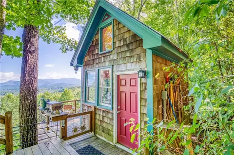 411 Chestnut Cove Rd, Blairsville, GA 30512