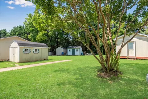 Exterior - 8024 E Cherokee Dr, Canton, GA 30115 photo 15 of 17