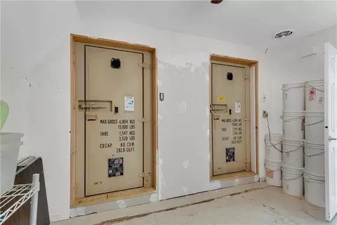 Entry Way - 8024 E Cherokee Dr, Canton, GA 30115 photo 2 of 2