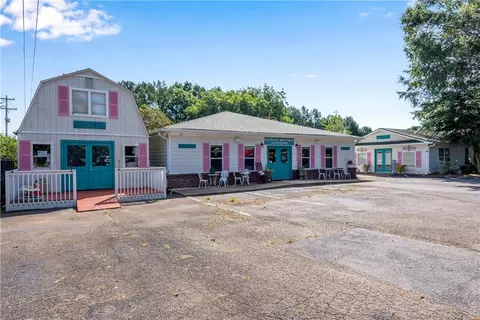Other - 8024 E Cherokee Dr, Canton, GA 30115 photo 3 of 35