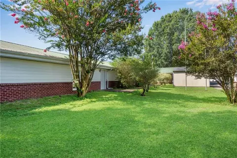 Exterior - 8024 E Cherokee Dr, Canton, GA 30115 photo 10 of 17