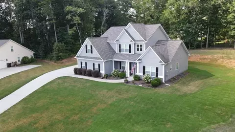 214 Copper Stem Dr, Dallas, GA 30157