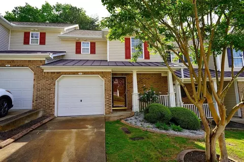 589 Fox Creek Xing, Woodstock, GA 30188