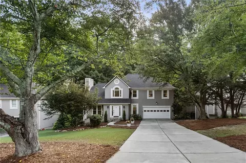 1867 N Creek Cir, Alpharetta, GA 30009