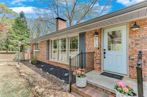 613 Holly Dr, Gainesville, GA 30501